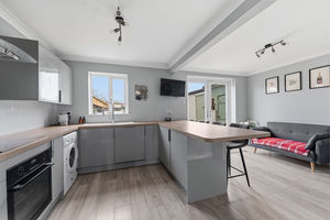 Photo 8- click for photo gallery